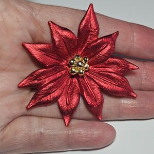 Vtg Poinsettia Brooch Enamel Red Gold Tone Christmas Holiday Pin Signed AS